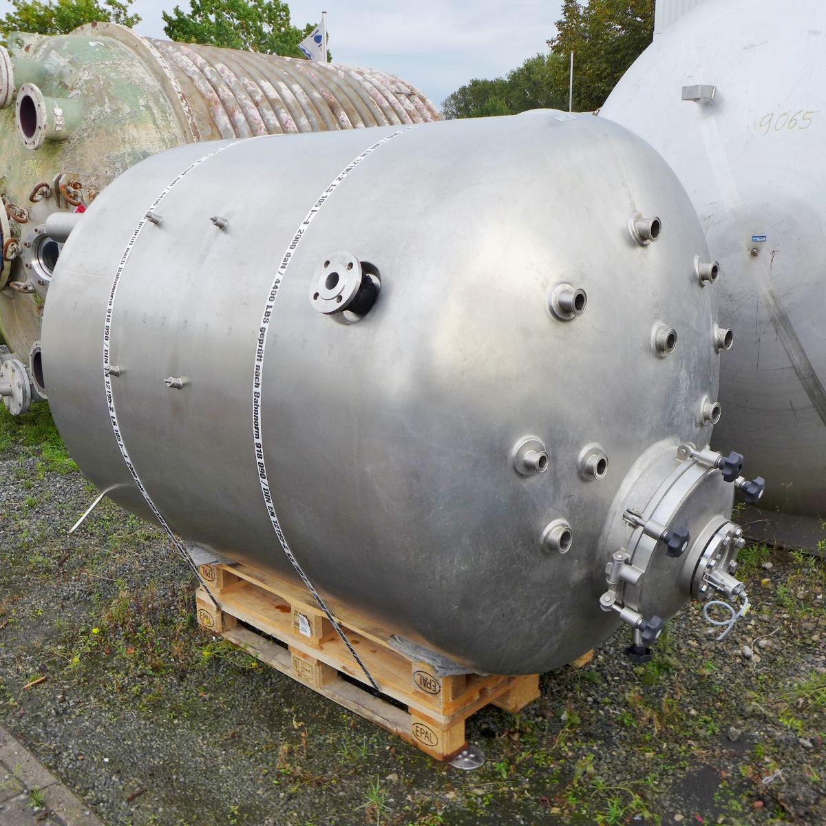 2068 liters tank in Acid-proof 316