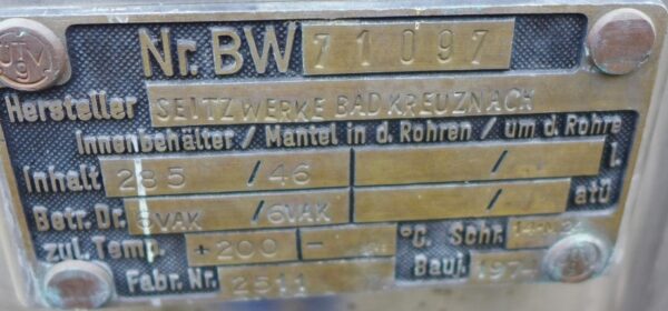 285 liter tank in Acid-proof 316