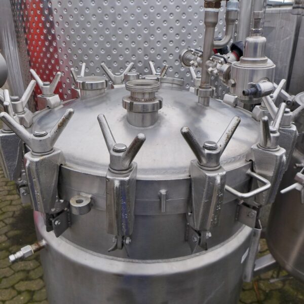 285 liter tank in Acid-proof 316