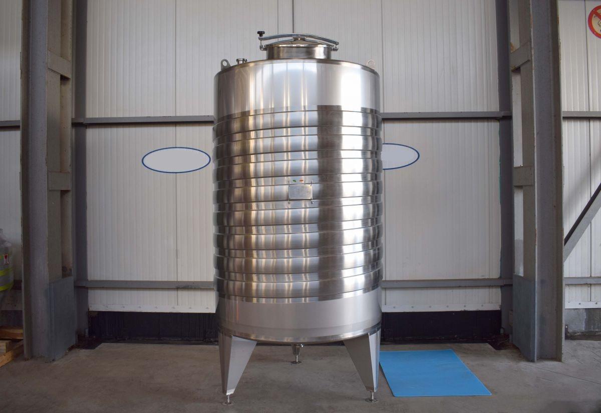 3200 liter tank in Acid-proof 316