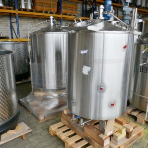 570 liter tank in 304 stainless steel