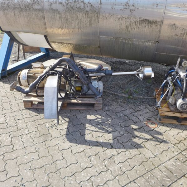6100 liter tank in Acid-proof 316