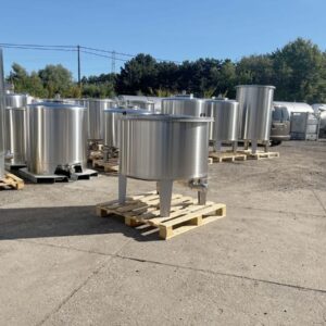 640 liter tank in 304 stainless steel