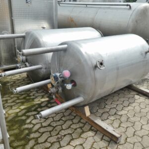 750 liter tank in 304 stainless steel