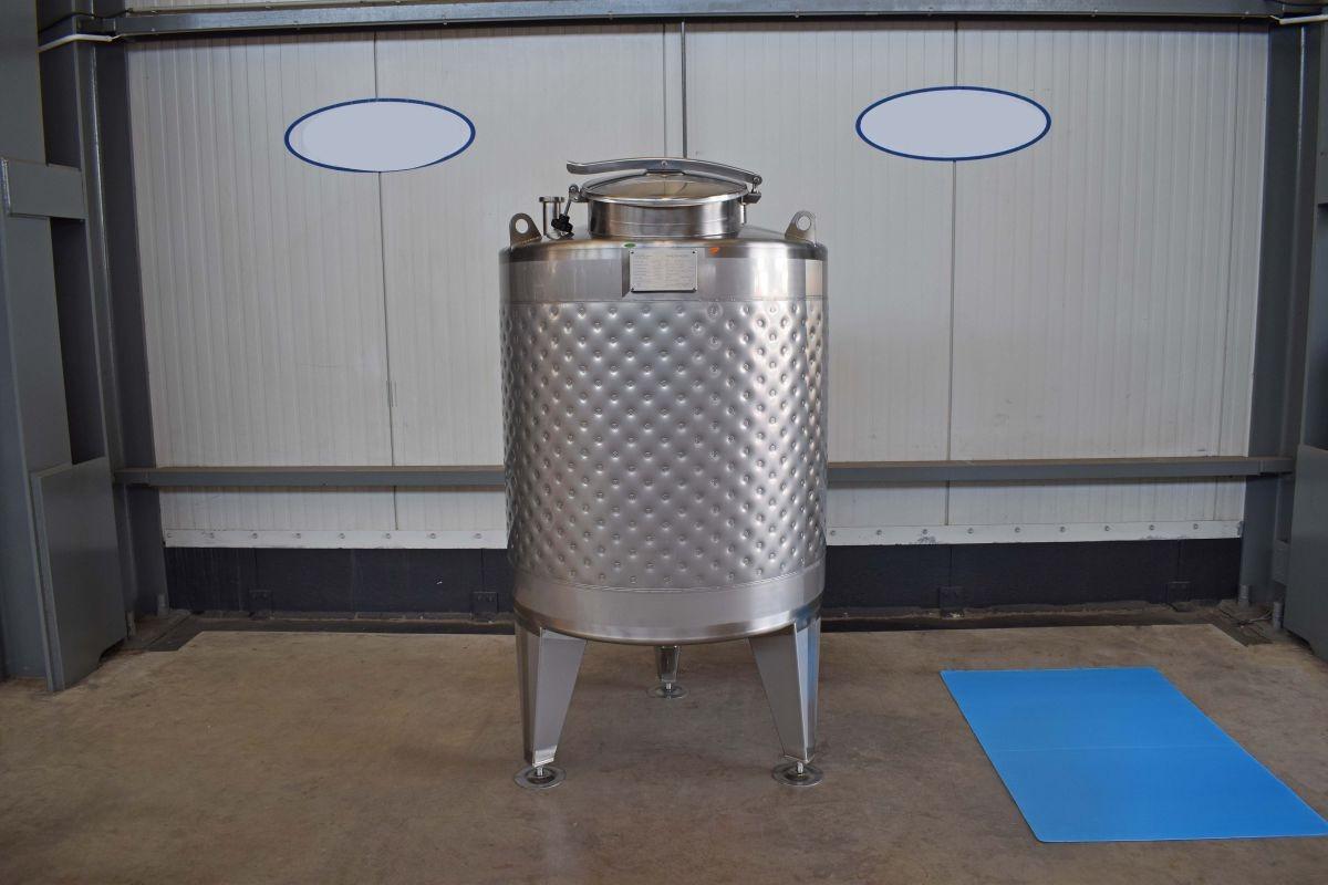 780 liter tank in Acid-proof 316