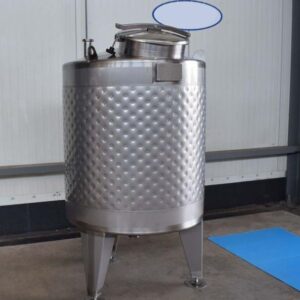 780 liter tank in Acid-proof 316