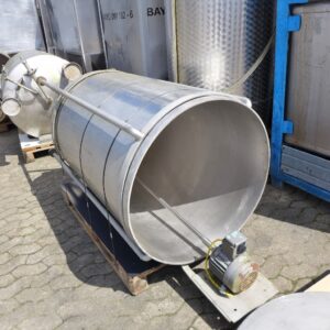700 liter tank in Acid-proof 316