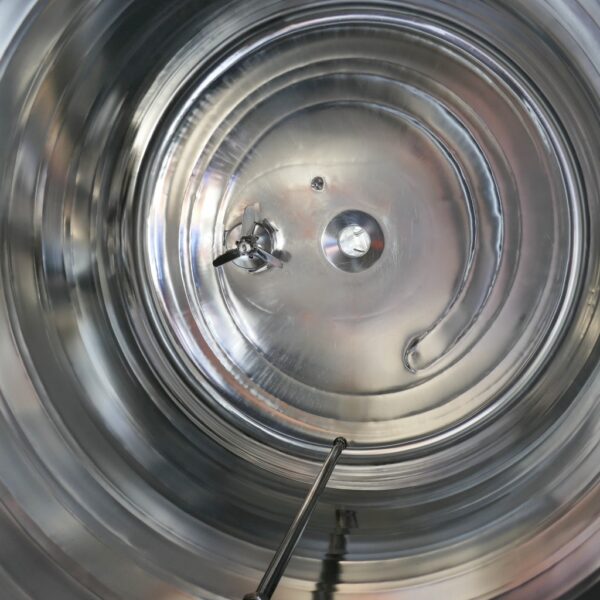 885 liter tank in Acid-proof 316