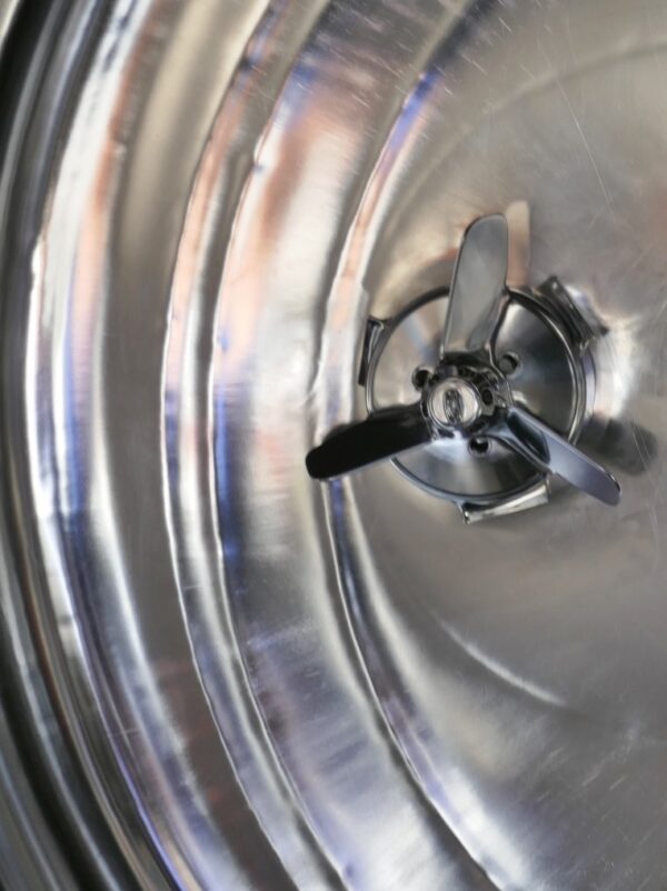 885 liter tank in Acid-proof 316