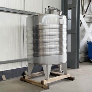 2500 liter tank in Acid-proof 316