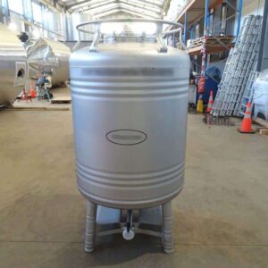 1000 liter tank in 304 stainless steel