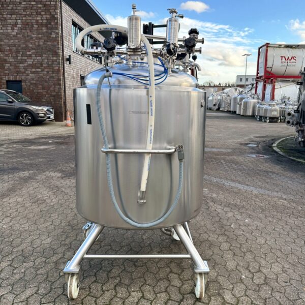 930 liter tank in Acid-proof 316