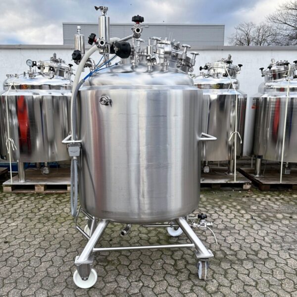 930 liter tank in Acid-proof 316