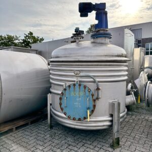 4413 liter tank in Syrafast 316