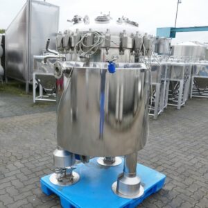 733 liter tank in Syrafast 316