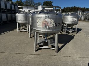 500 liter tank in 304 stainless steel