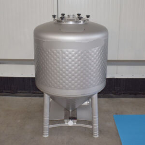 750 liter tank in 304 stainless steel