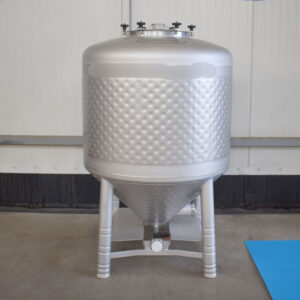 750 liter tank in 304 stainless steel